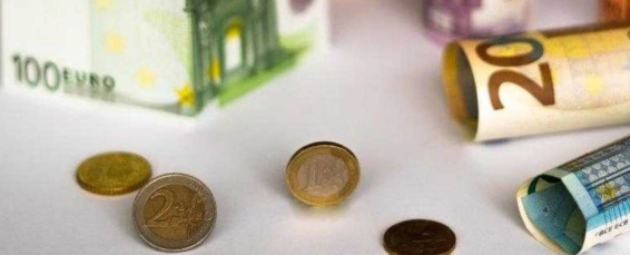Euro-Münzen und -Scheine
